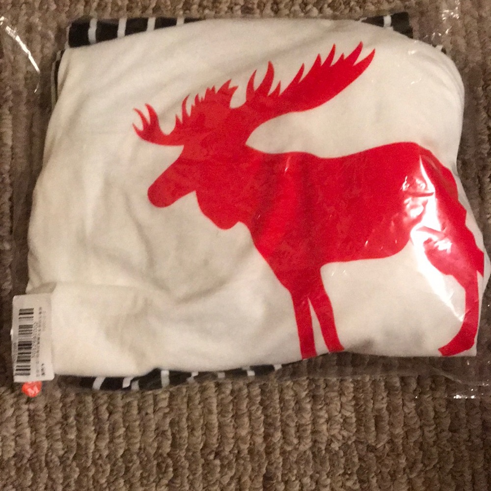 Christmas Pjs - Picture 4 of 5